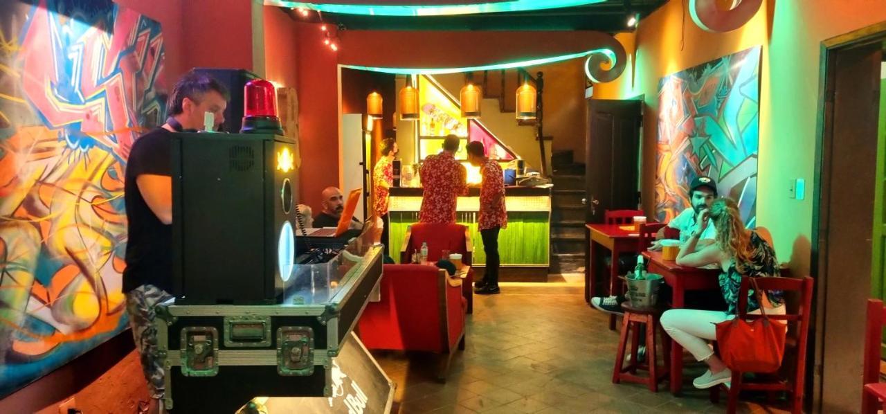 Circo Hostel Asuncion Ngoại thất bức ảnh