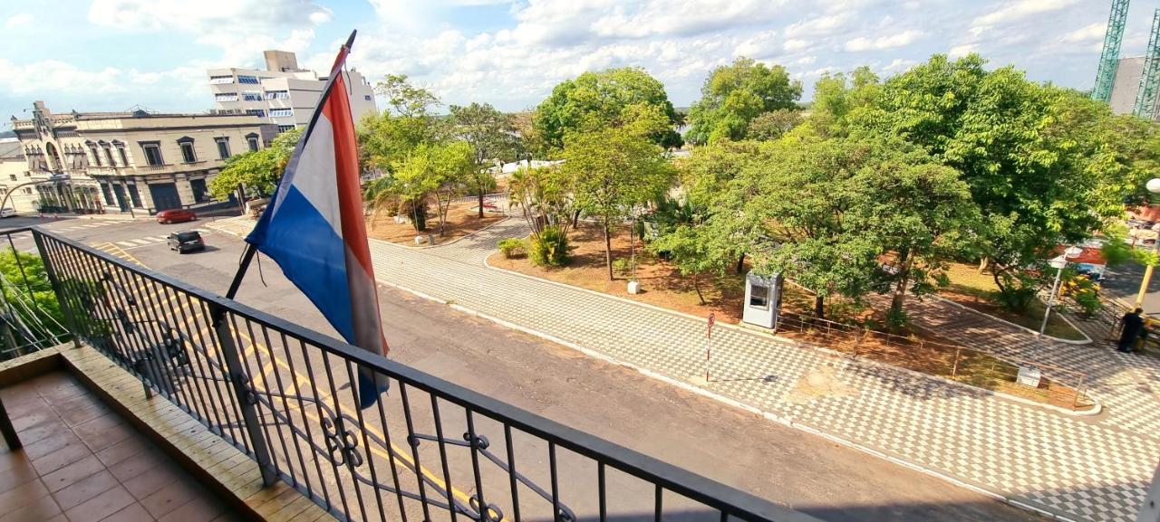 Circo Hostel Asuncion Ngoại thất bức ảnh